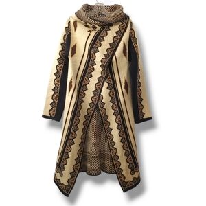 "Sisters" Elegant Thick Ivory Geometric Print Cardigan Size S/M